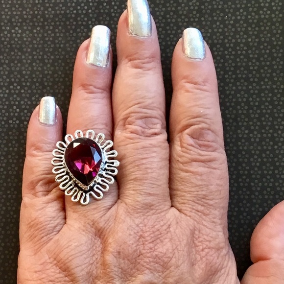 Amethyst Teardrop Solitaire Gemstone Ring 6.3/4 - Picture 5 of 7